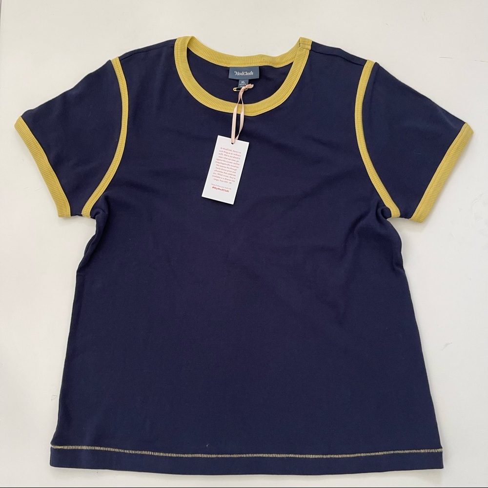 ModCloth Knit Top Navy/ yellow trim Size XL